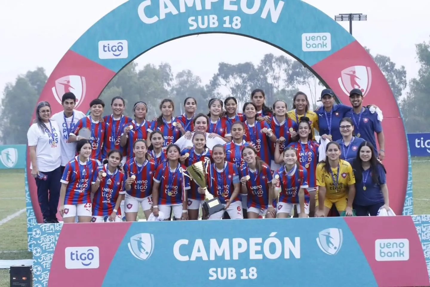 Equipo campeón Sub 18 de Cerro Porteño